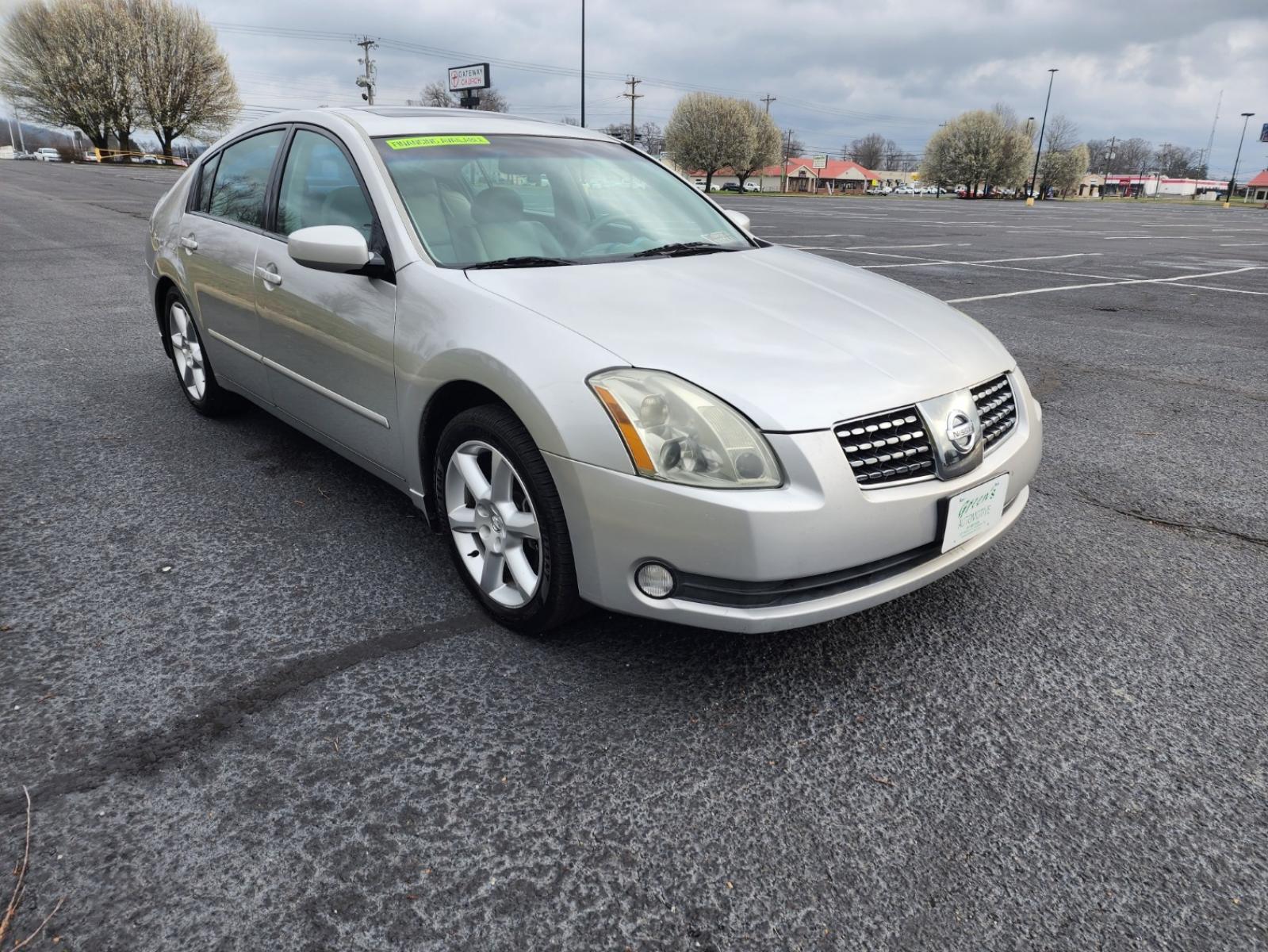 2006 SILVER /Gray Nissan Maxima SE (1N4BA41E86C) with an 3.5L V6 DOHC 24V engine, Automatic transmission, located at 1221 Madison St., Shelbyville, TN, 37160, (931) 680-9439, 0.000000, 0.000000 - Photo #1