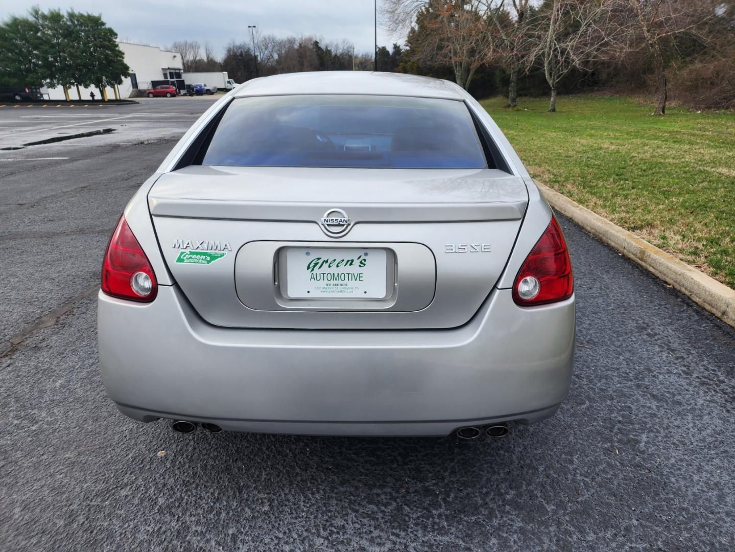 2006 SILVER /Gray Nissan Maxima SE (1N4BA41E86C) with an 3.5L V6 DOHC 24V engine, Automatic transmission, located at 1221 Madison St., Shelbyville, TN, 37160, (931) 680-9439, 0.000000, 0.000000 - Photo#2