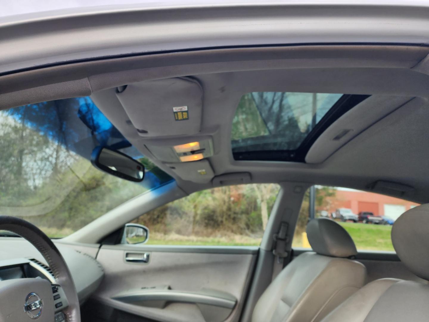 2006 SILVER /Gray Nissan Maxima SE (1N4BA41E86C) with an 3.5L V6 DOHC 24V engine, Automatic transmission, located at 1221 Madison St., Shelbyville, TN, 37160, (931) 680-9439, 0.000000, 0.000000 - Photo#5