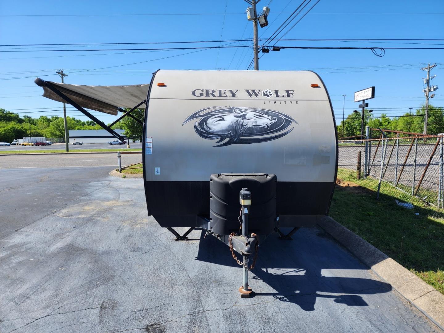 2018 Forest River Grey Wolf Limited - (4X4TCKB26JX) , located at 1221 Madison St., Shelbyville, TN, 37160, (931) 680-9439, 0.000000, 0.000000 - Photo#1