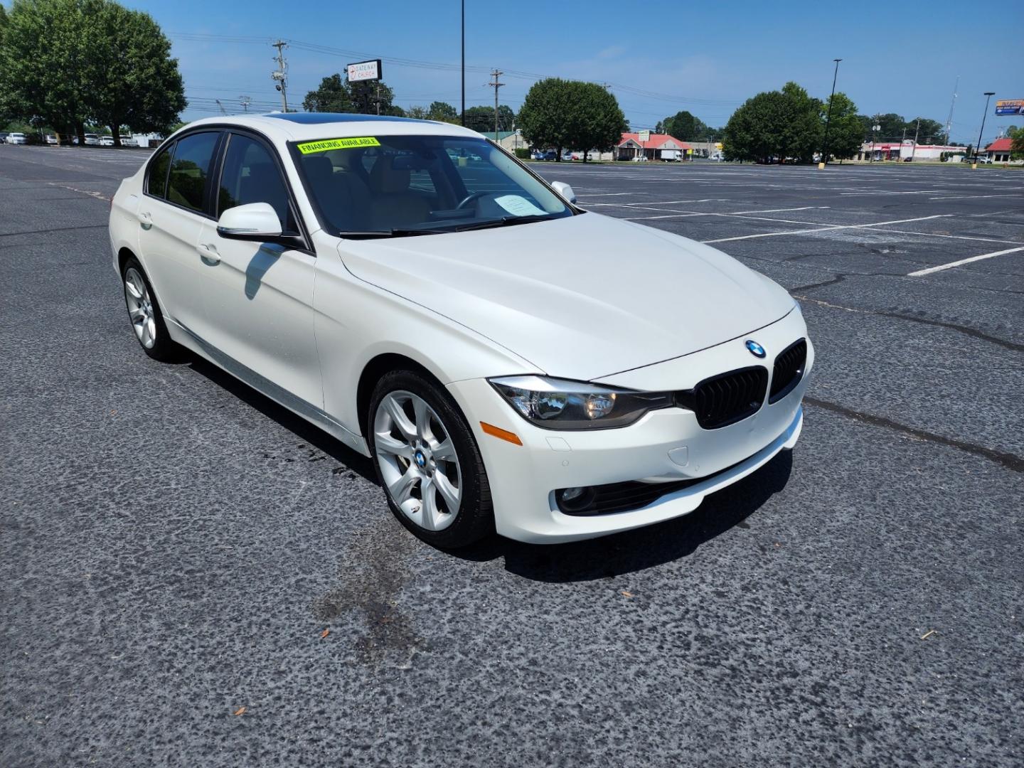 2015 WHITE BMW 328 XI SULEV (WBA3B5C55FF) with an 2.0L engine, Automatic transmission, located at 1221 Madison St., Shelbyville, TN, 37160, (931) 680-9439, 0.000000, 0.000000 - Photo#1
