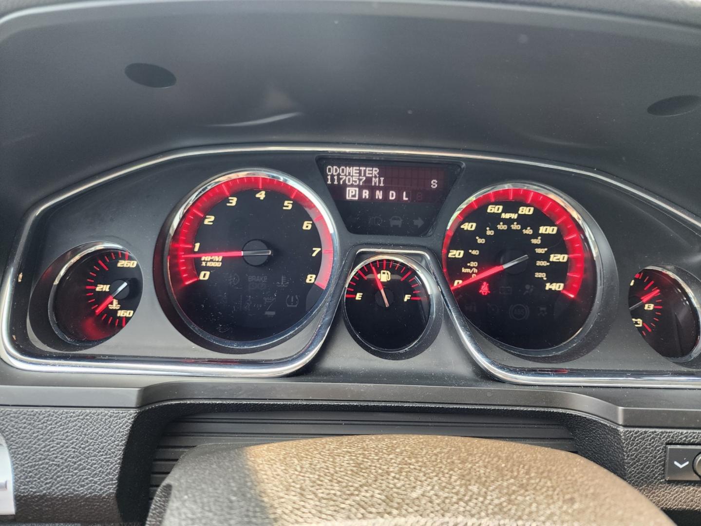 2017 SILVER /Black GMC Acadia SLT-2 FWD (1GKKRSKD7HJ) with an 3.6L V6 DOHC 24V engine, 6A transmission, located at 1221 Madison St., Shelbyville, TN, 37160, (931) 680-9439, 0.000000, 0.000000 - Photo#8