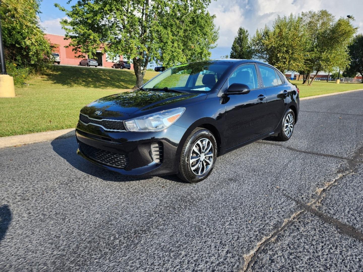 2019 BLACK /Black Kia Rio S (3KPA24ABXKE) with an 1.6L L4 DOHC 16V engine, 6A transmission, located at 1221 Madison St., Shelbyville, TN, 37160, (931) 680-9439, 0.000000, 0.000000 - Photo#0