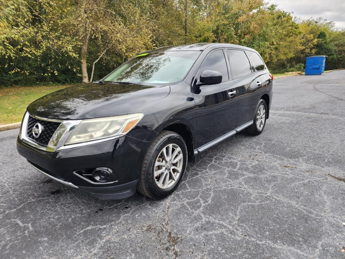 2013 BLACK /Black Nissan Pathfinder S 2WD (5N1AR2MNXDC) with an 3.5L V6 DOHC 24V engine, Continuously Variable Transmission transmission, located at 1221 Madison St., Shelbyville, TN, 37160, (931) 680-9439, 0.000000, 0.000000 - Photo#0