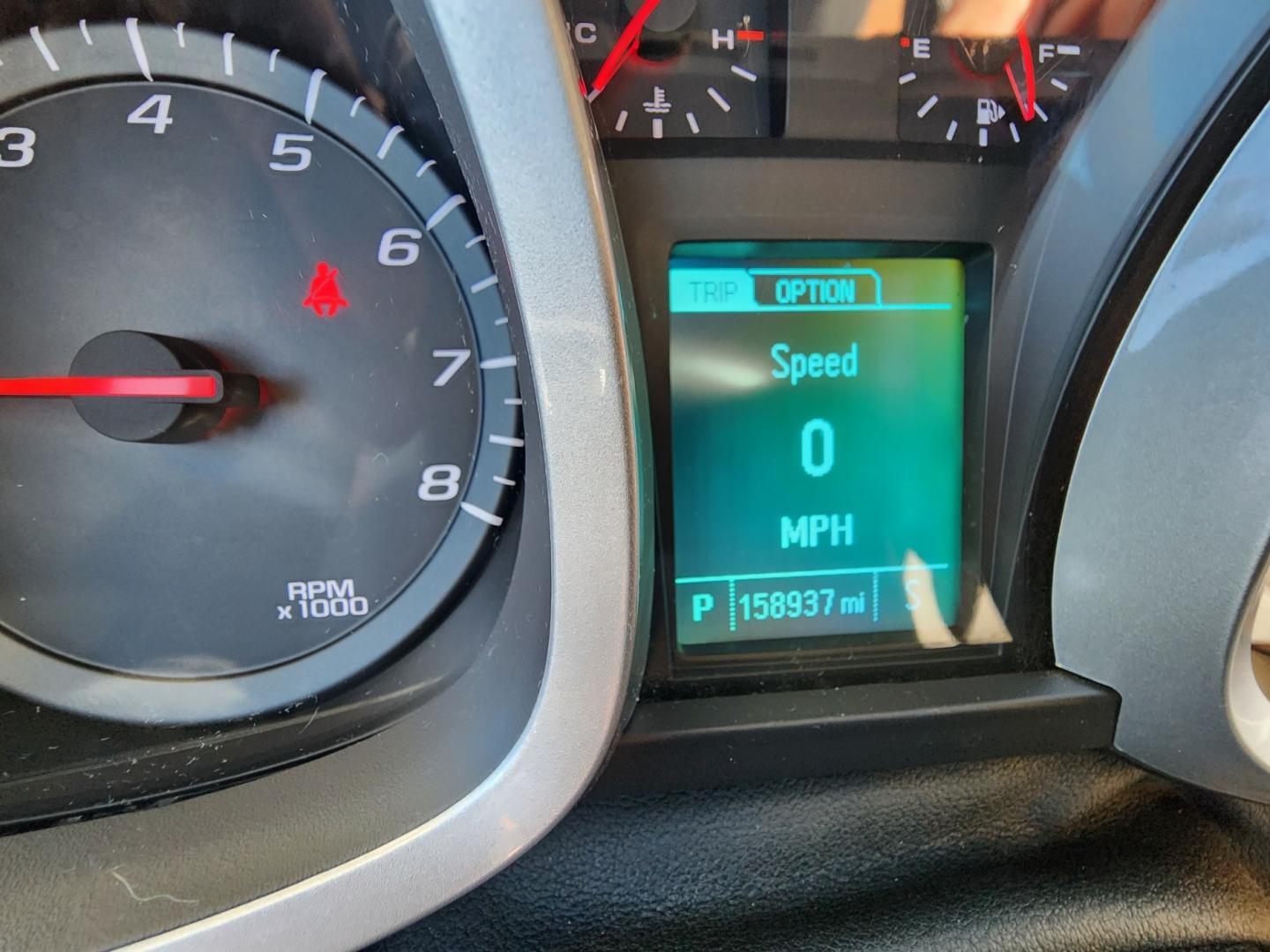 2016 Gold /Gray Chevrolet Equinox LT 2WD (2GNALCEK8G1) with an 2.4L L4 DOHC 16V FFV engine, 6A transmission, located at 1221 Madison St., Shelbyville, TN, 37160, (931) 680-9439, 0.000000, 0.000000 - Photo#6