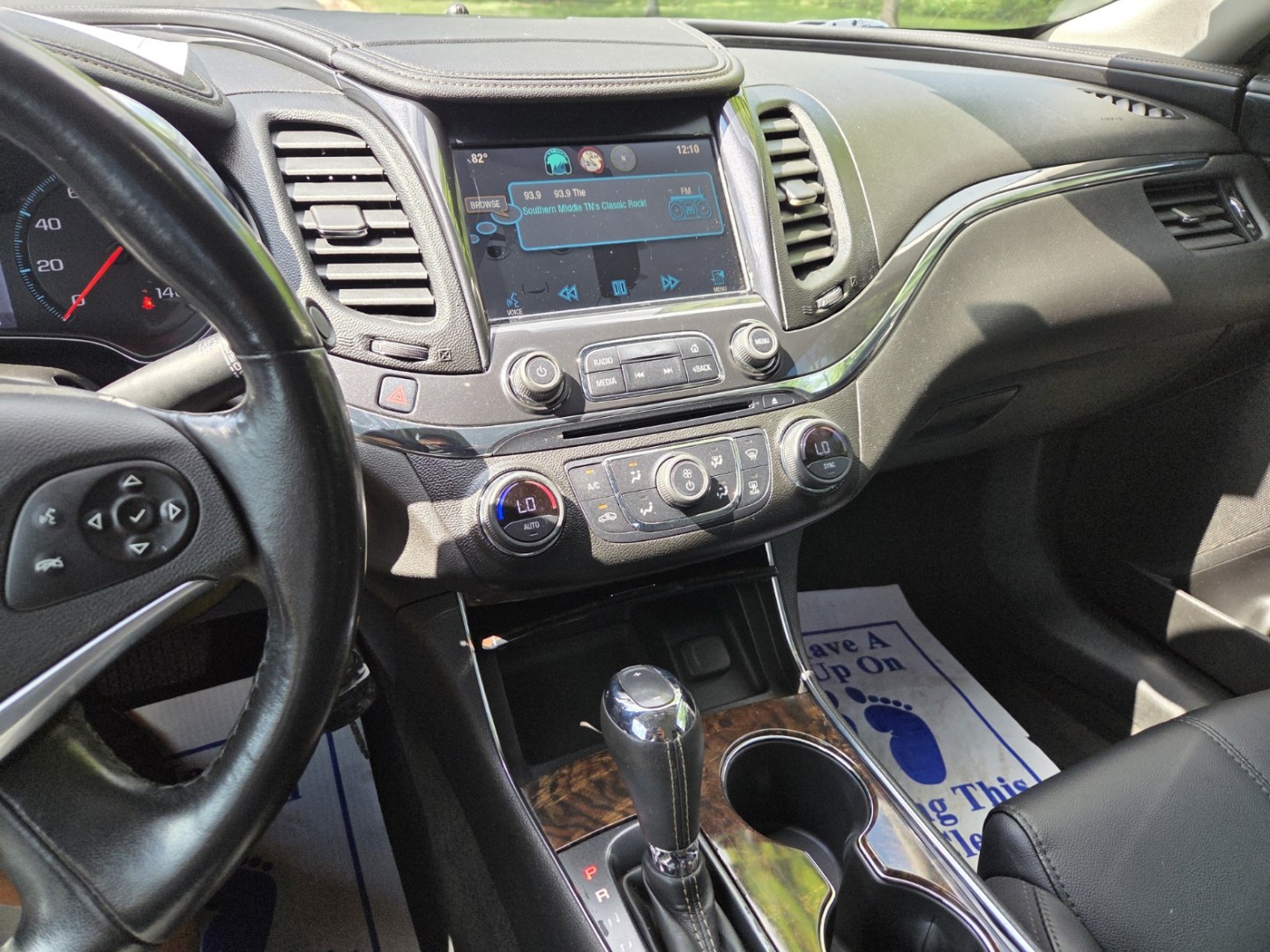 2014 Silver /Black Chevrolet Impala 1LT (1G1115SL3EU) with an 2.5L L4 DOHC 16V engine, 6-Speed Automatic transmission, located at 1221 Madison St., Shelbyville, TN, 37160, (931) 680-9439, 0.000000, 0.000000- Photo#6