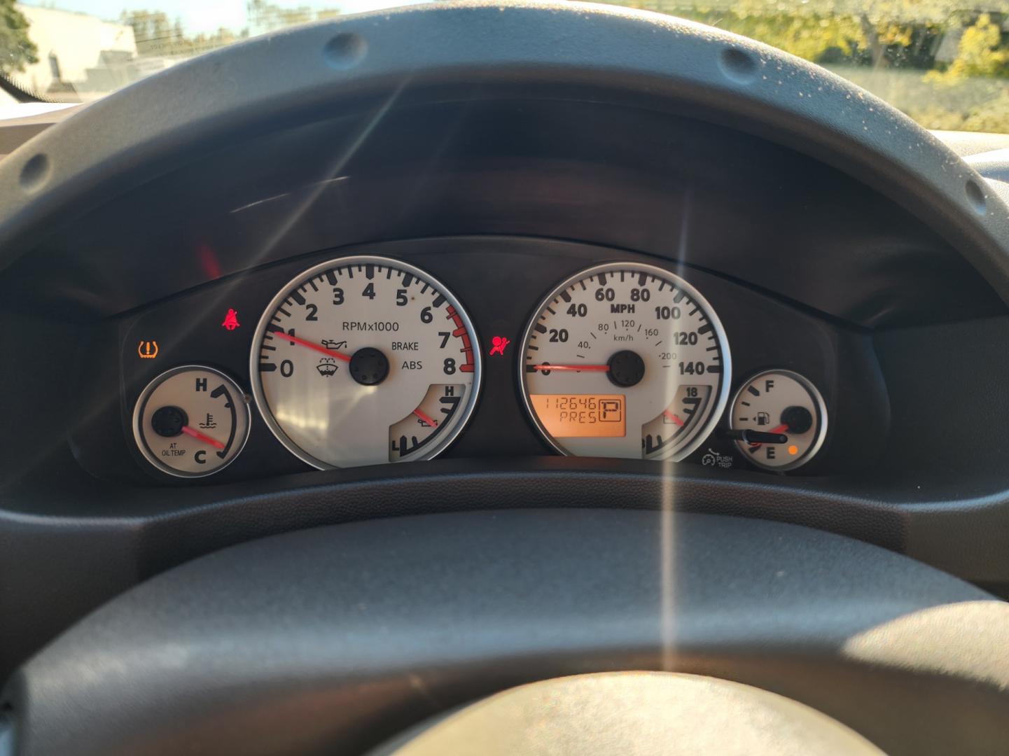 2013 BLACK /Gray Nissan Frontier SV V6 King Cab 2WD (1N6AD0CU7DN) with an 4.0L V6 DOHC 24V engine, 6-Speed Manual transmission, located at 1221 Madison St., Shelbyville, TN, 37160, (931) 680-9439, 0.000000, 0.000000 - Photo#8