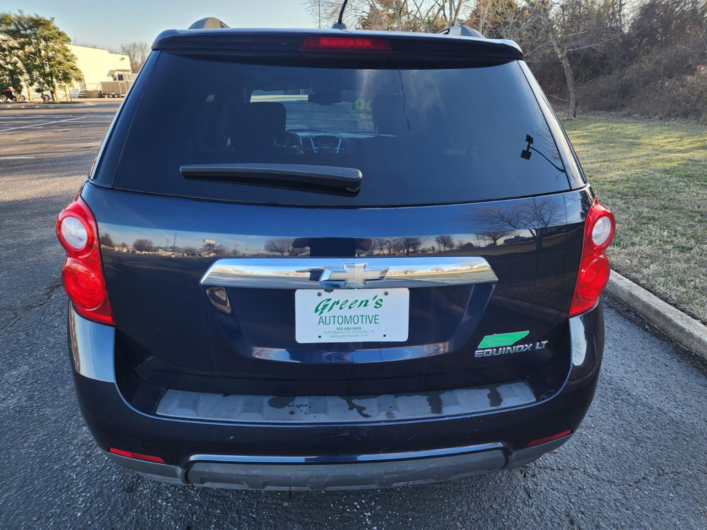 2015 Blue /Black Chevrolet Equinox 2LT 2WD (2GNALCEK3F6) with an 2.4L L4 DOHC 16V FFV engine, 6-Speed Automatic transmission, located at 1221 Madison St., Shelbyville, TN, 37160, (931) 680-9439, 0.000000, 0.000000 - Photo#2