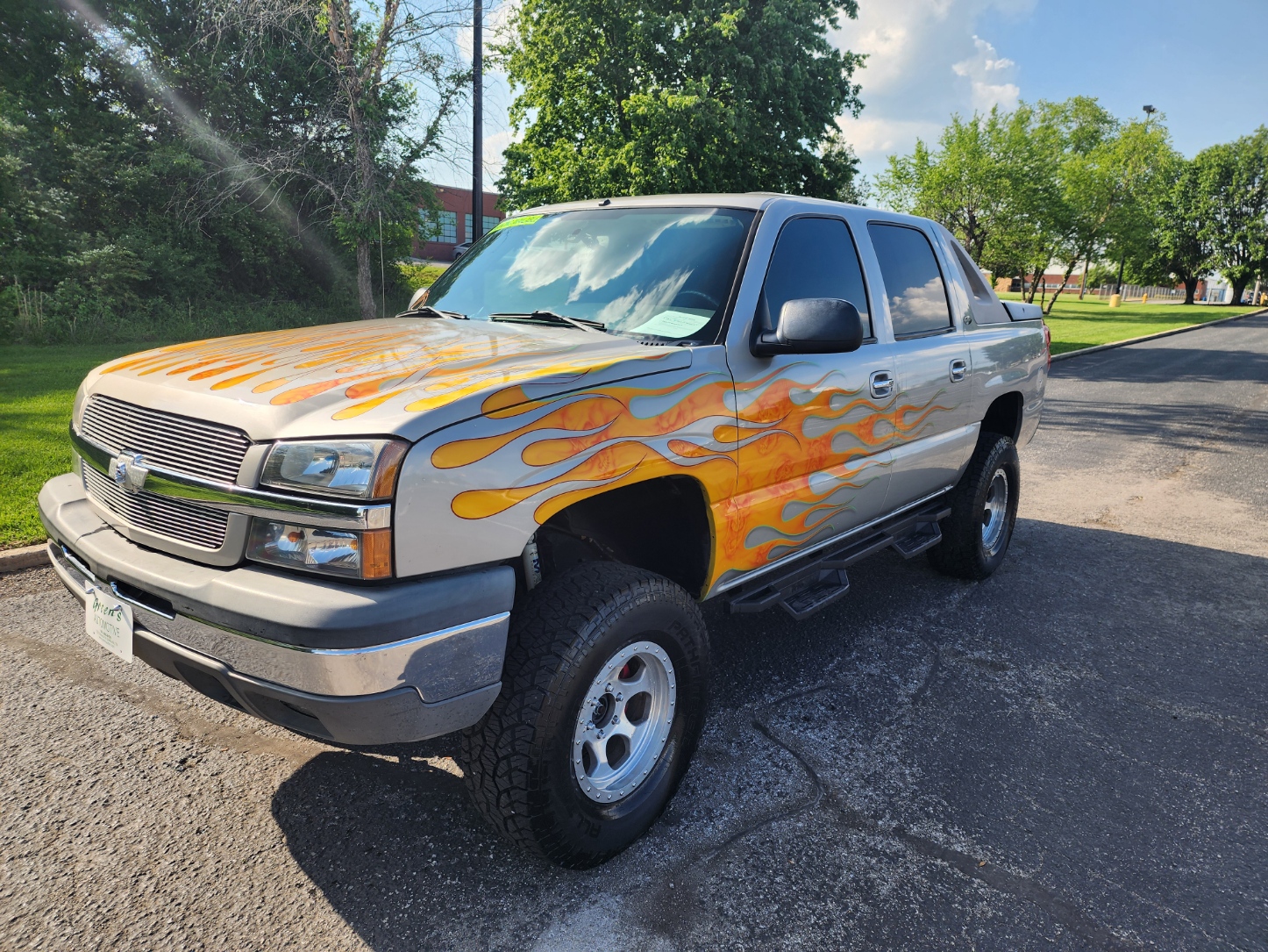 photo of 2004 Chevrolet Avalanche 1500 4WD