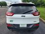 2014 WHITE /Black Jeep Cherokee Latitude 4WD (1C4PJMCS2EW) with an 3.2L V6 DOHC 24V engine, 9-Speed Automatic transmission, located at 1221 Madison St., Shelbyville, TN, 37160, (931) 680-9439, 0.000000, 0.000000 - Photo#2