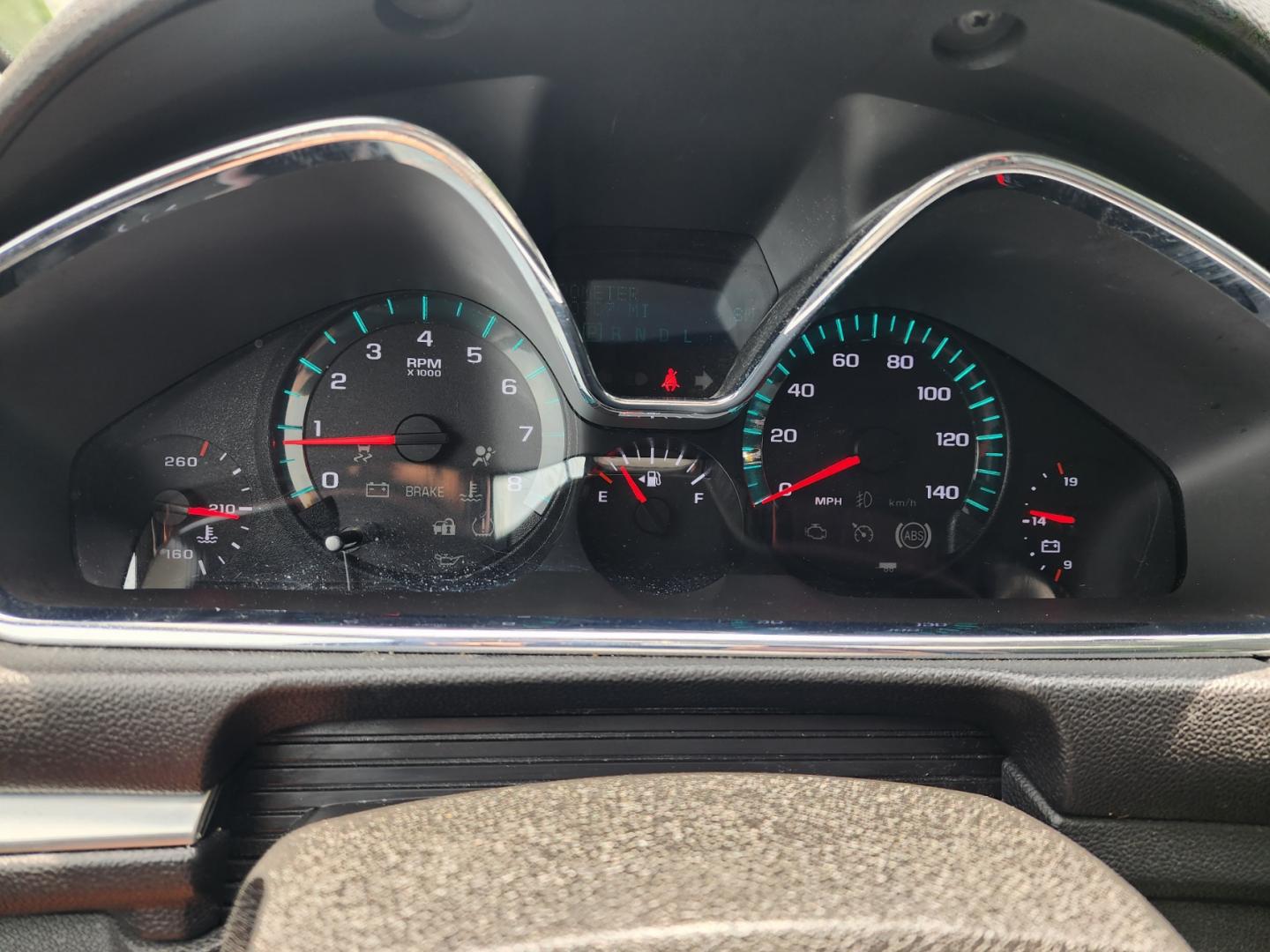 2013 Silver /Black Chevrolet Traverse LTZ AWD (1GNKVLKD1DJ) with an 3.6L V6 DOHC 24V engine, 6-Speed Automatic transmission, located at 1221 Madison St., Shelbyville, TN, 37160, (931) 680-9439, 0.000000, 0.000000 - Photo#10