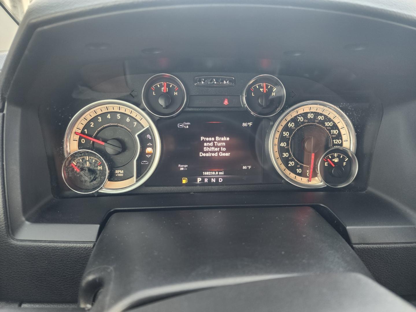 2013 Black /Black RAM 1500 Sport Crew Cab SWB 4WD (1C6RR7MT3DS) with an 5.7L V8 OHV 16V engine, 6-Speed Automatic transmission, located at 1221 Madison St., Shelbyville, TN, 37160, (931) 680-9439, 0.000000, 0.000000 - Photo#7