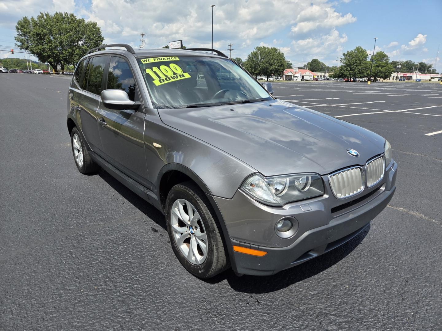 2010 Silver /Gray BMW X3 xDrive30i (WBXPC9C40AW) with an 3.0L L6 DOHC 24V engine, Automatic transmission, located at 1221 Madison St., Shelbyville, TN, 37160, (931) 680-9439, 0.000000, 0.000000 - Photo#1