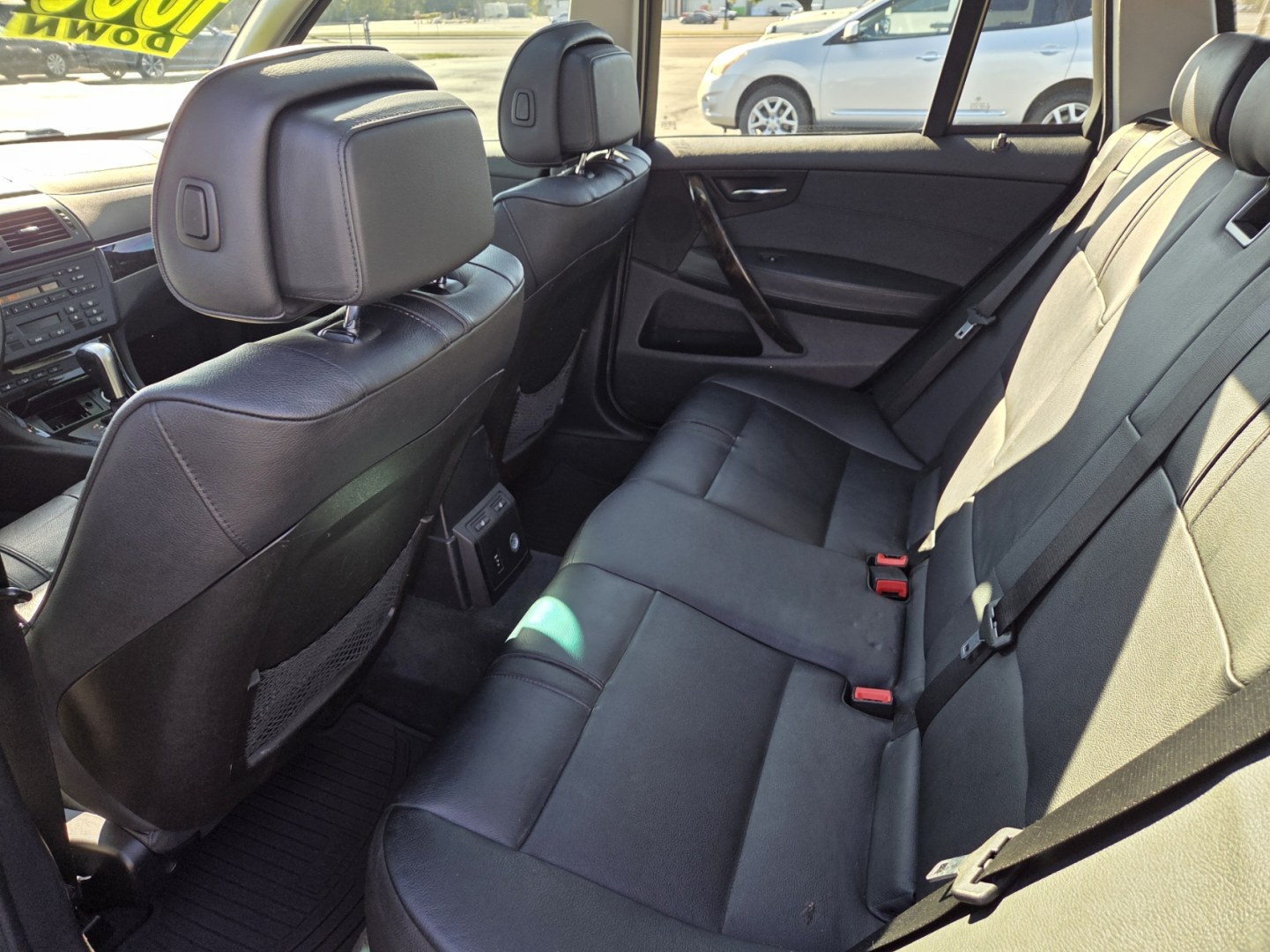 2010 Silver /Gray BMW X3 xDrive30i (WBXPC9C40AW) with an 3.0L L6 DOHC 24V engine, Automatic transmission, located at 1221 Madison St., Shelbyville, TN, 37160, (931) 680-9439, 0.000000, 0.000000- Photo#4