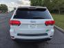 2017 WHITE /Black Jeep Grand Cherokee Laredo 2WD (1C4RJEAG6HC) with an 3.6L V6 DOHC 24V engine, 8A transmission, located at 1221 Madison St., Shelbyville, TN, 37160, (931) 680-9439, 0.000000, 0.000000 - Photo#2
