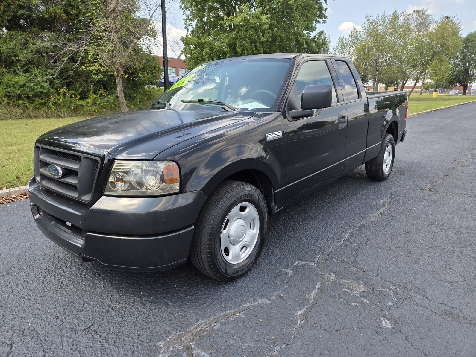 photo of 2004 Ford F-150 XL SuperCab 2WD