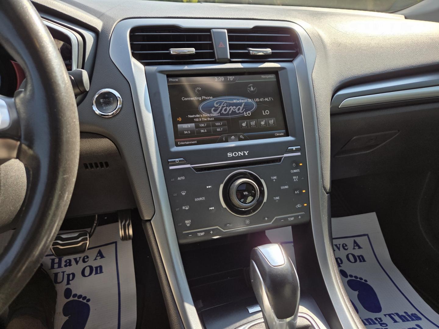 2014 WHITE /White Ford Fusion Titanium (3FA6P0K98ER) with an 2.0L L4 DOHC 16V engine, Automatic transmission, located at 1221 Madison St., Shelbyville, TN, 37160, (931) 680-9439, 0.000000, 0.000000 - Photo#7