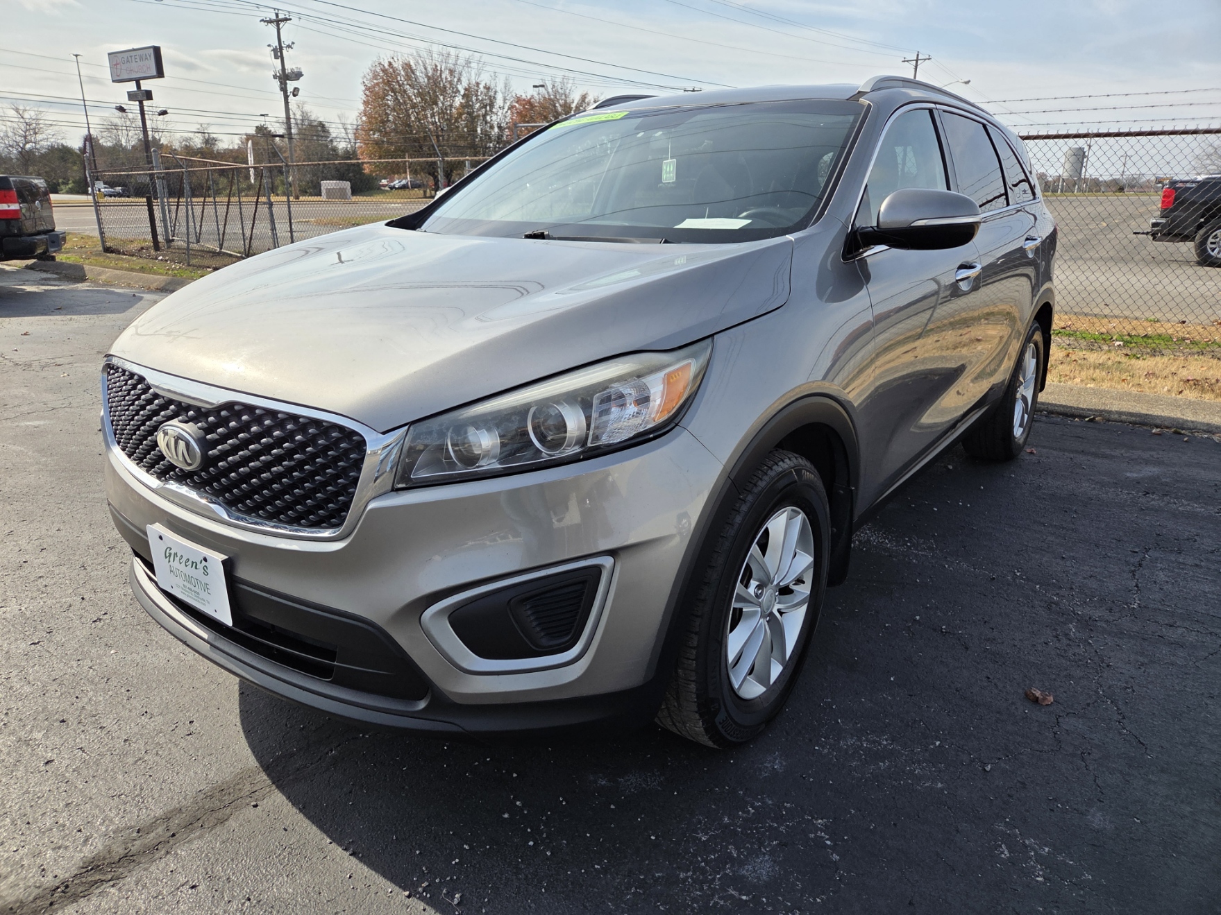 photo of 2016 Kia Sorento LX 2WD