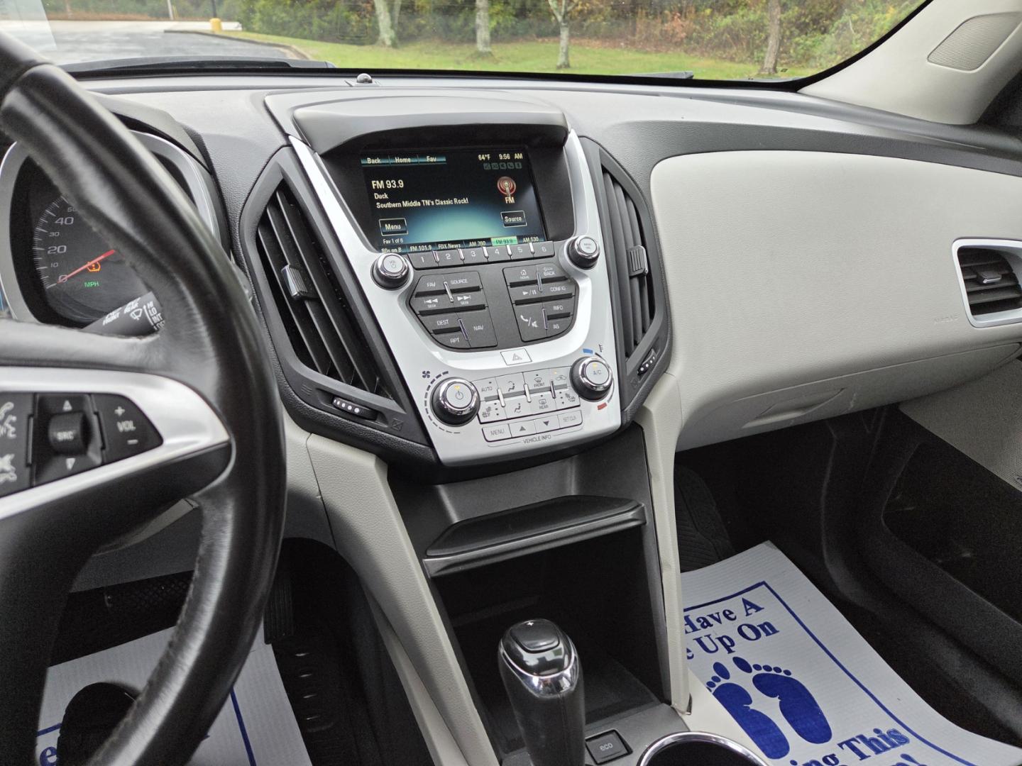 2016 Burgundy /Gray Chevrolet Equinox LTZ 2WD (2GNALDEK5G6) with an 2.4L L4 DOHC 16V FFV engine, 6A transmission, located at 1221 Madison St., Shelbyville, TN, 37160, (931) 680-9439, 0.000000, 0.000000 - Photo#8