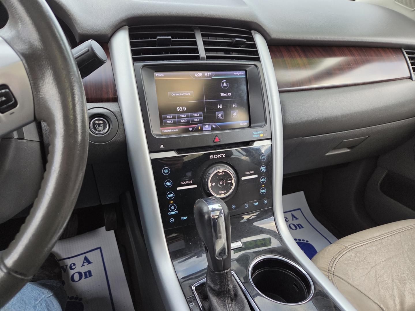 2013 Blue /Gray Ford Edge Limited FWD (2FMDK3K94DB) with an 2.0L L4 DOHC 16V engine, 6-Speed Automatic transmission, located at 1221 Madison St., Shelbyville, TN, 37160, (931) 680-9439, 0.000000, 0.000000 - Photo#8