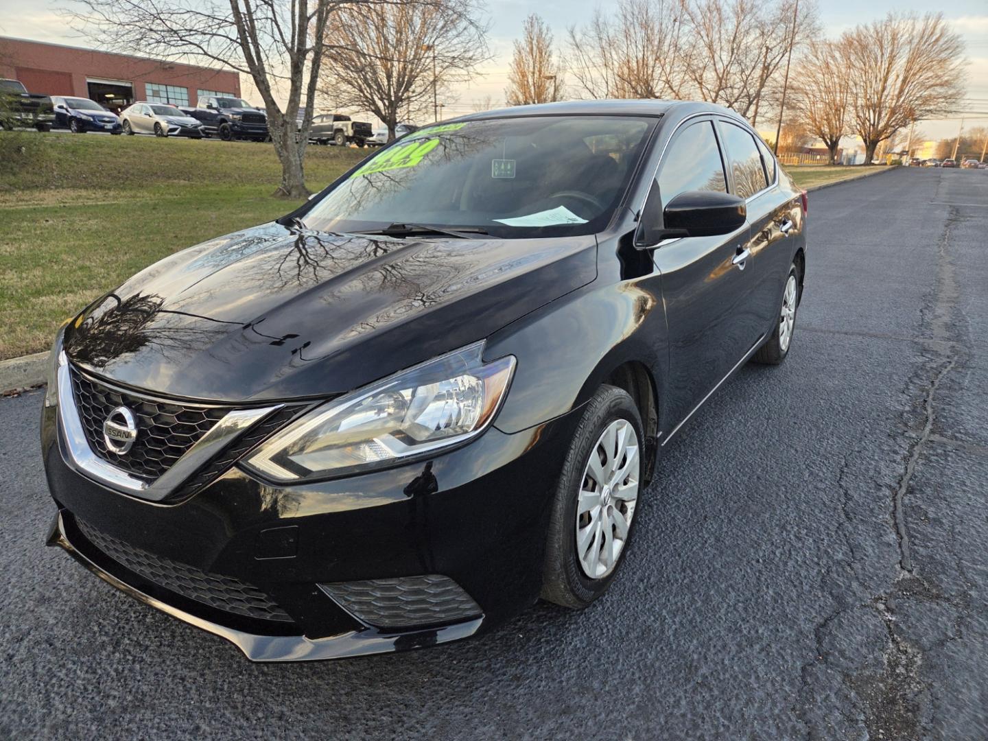 2017 BLACK /Black Nissan Sentra S (3N1AB7AP1HY) with an 1.8L L4 SFI DOHC 16V engine, Automatic transmission, located at 1221 Madison St., Shelbyville, TN, 37160, (931) 680-9439, 0.000000, 0.000000 - Photo#0