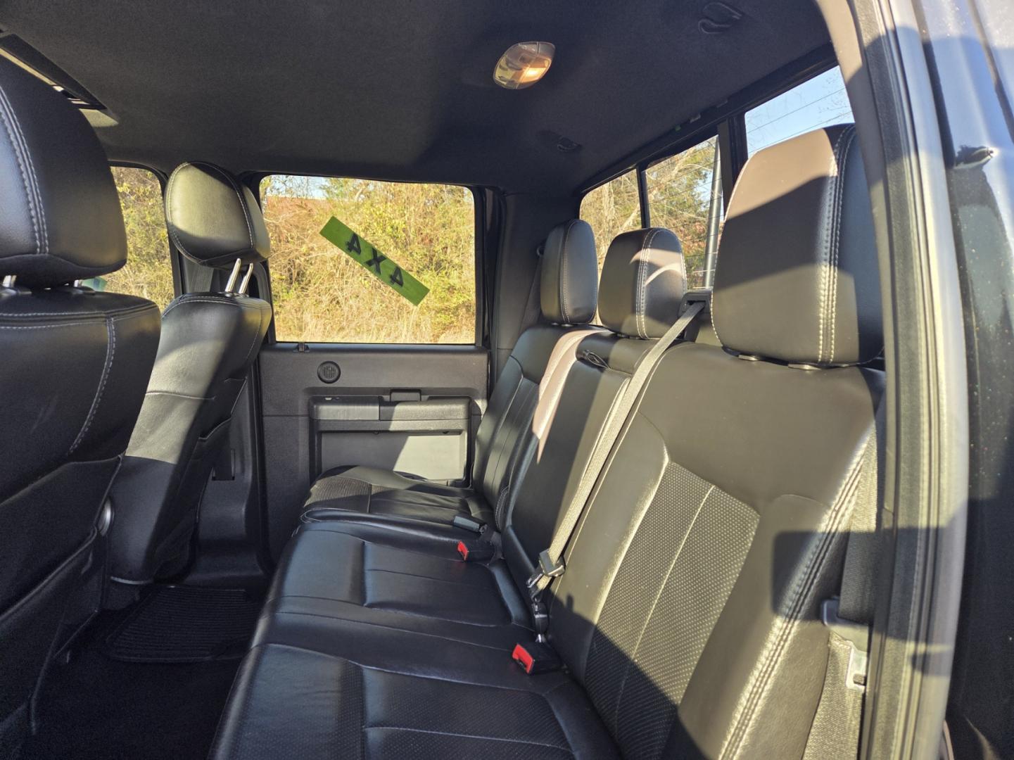 2012 BLACK /Black Ford F-250 SD Lariat Crew Cab 4WD (1FT7W2BT3CE) with an 6.7L V8 OHV 16V DIESEL engine, 6-Speed Automatic transmission, located at 1221 Madison St., Shelbyville, TN, 37160, (931) 680-9439, 0.000000, 0.000000 - Photo#6