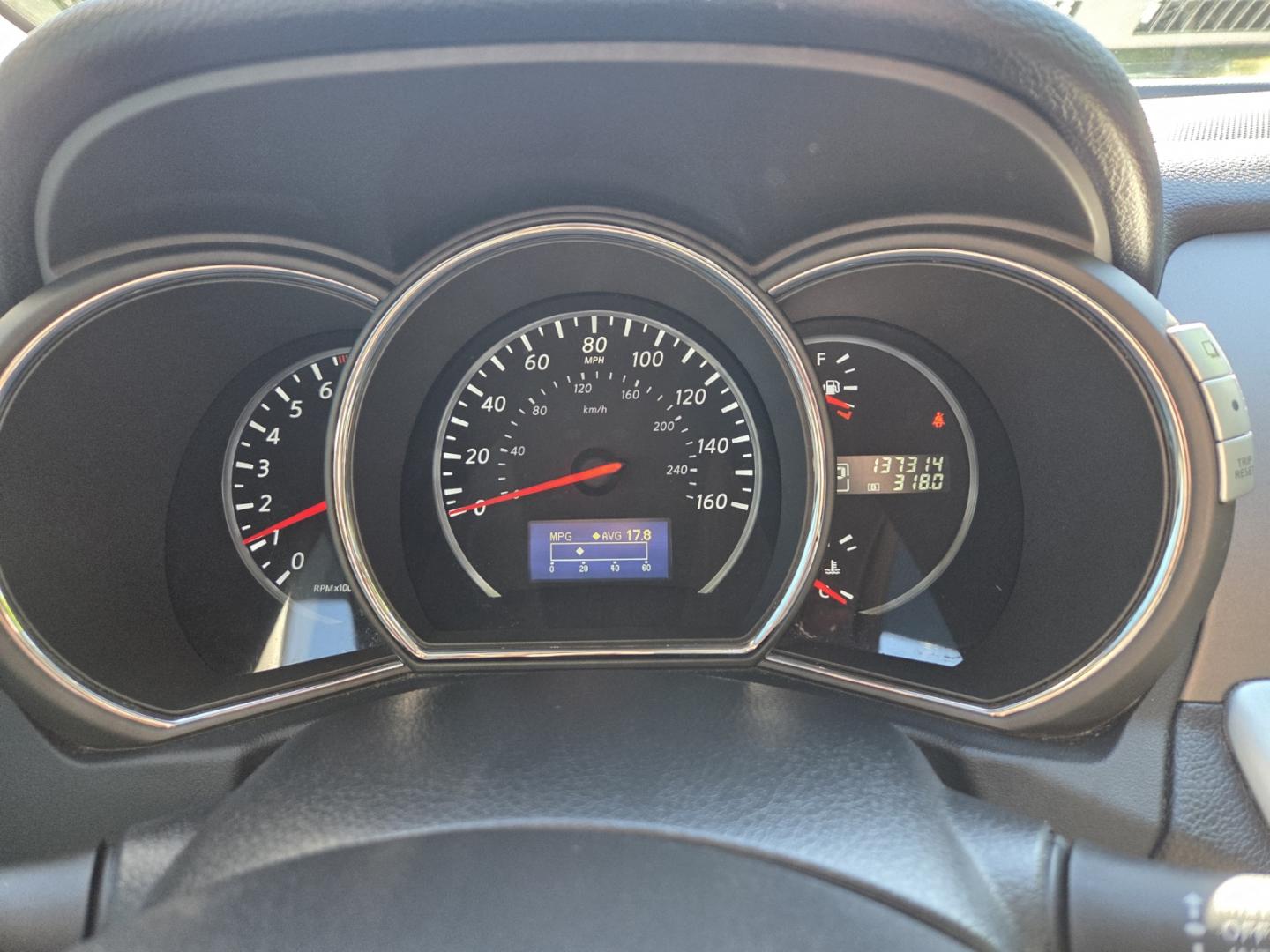 2013 Silver /Black Nissan Murano SV (JN8AZ1MU6DW) with an 3.5L V6 DOHC 24V engine, Continuously Variable Transmission transmission, located at 1221 Madison St., Shelbyville, TN, 37160, (931) 680-9439, 0.000000, 0.000000 - Photo#7