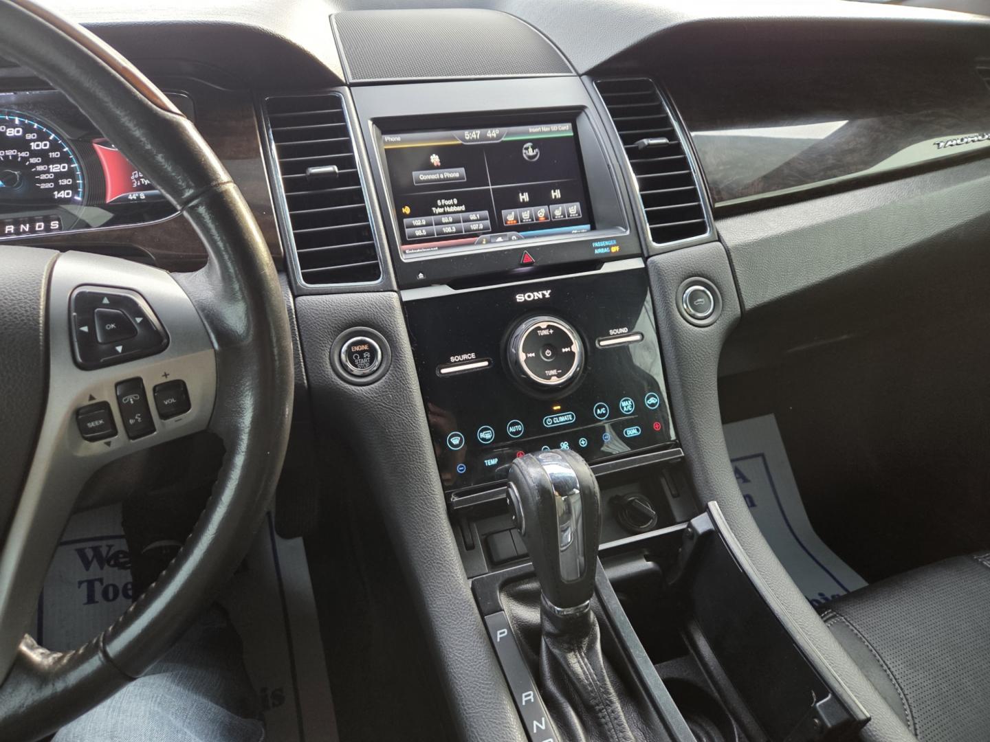 2014 BLACK /Black Ford Taurus Limited AWD (1FAHP2J83EG) with an 3.5L V6 DOHC 24V engine, 6-Speed Automatic transmission, located at 1221 Madison St., Shelbyville, TN, 37160, (931) 680-9439, 0.000000, 0.000000 - Photo#5