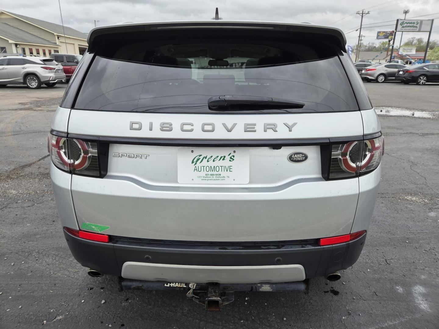 2016 SILVER /White Land Rover Discovery Sport HSE (SALCR2BGXGH) with an 2.0L L4 engine, 9A transmission, located at 1221 Madison St., Shelbyville, TN, 37160, (931) 680-9439, 0.000000, 0.000000 - Photo#2