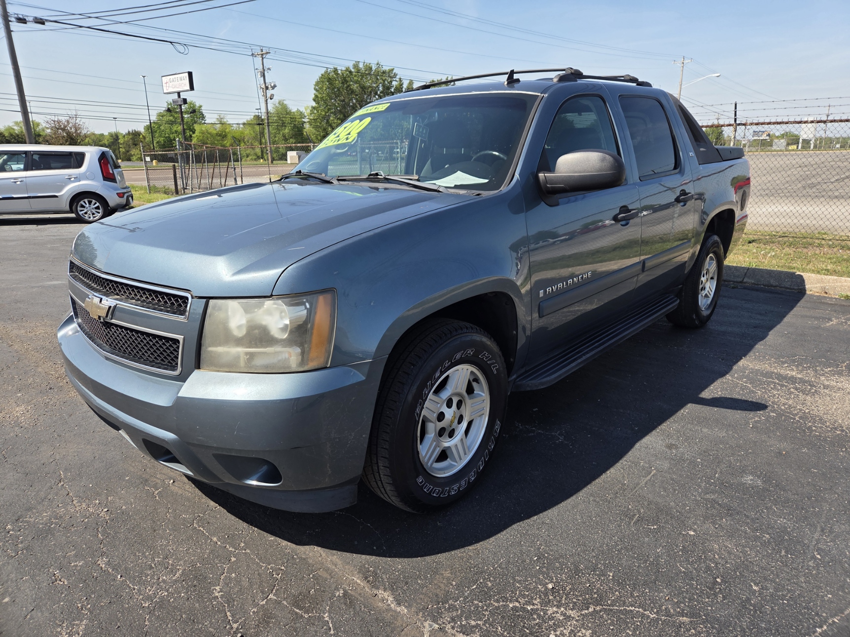 photo of 2008 Chevrolet Avalanche LS 2WD