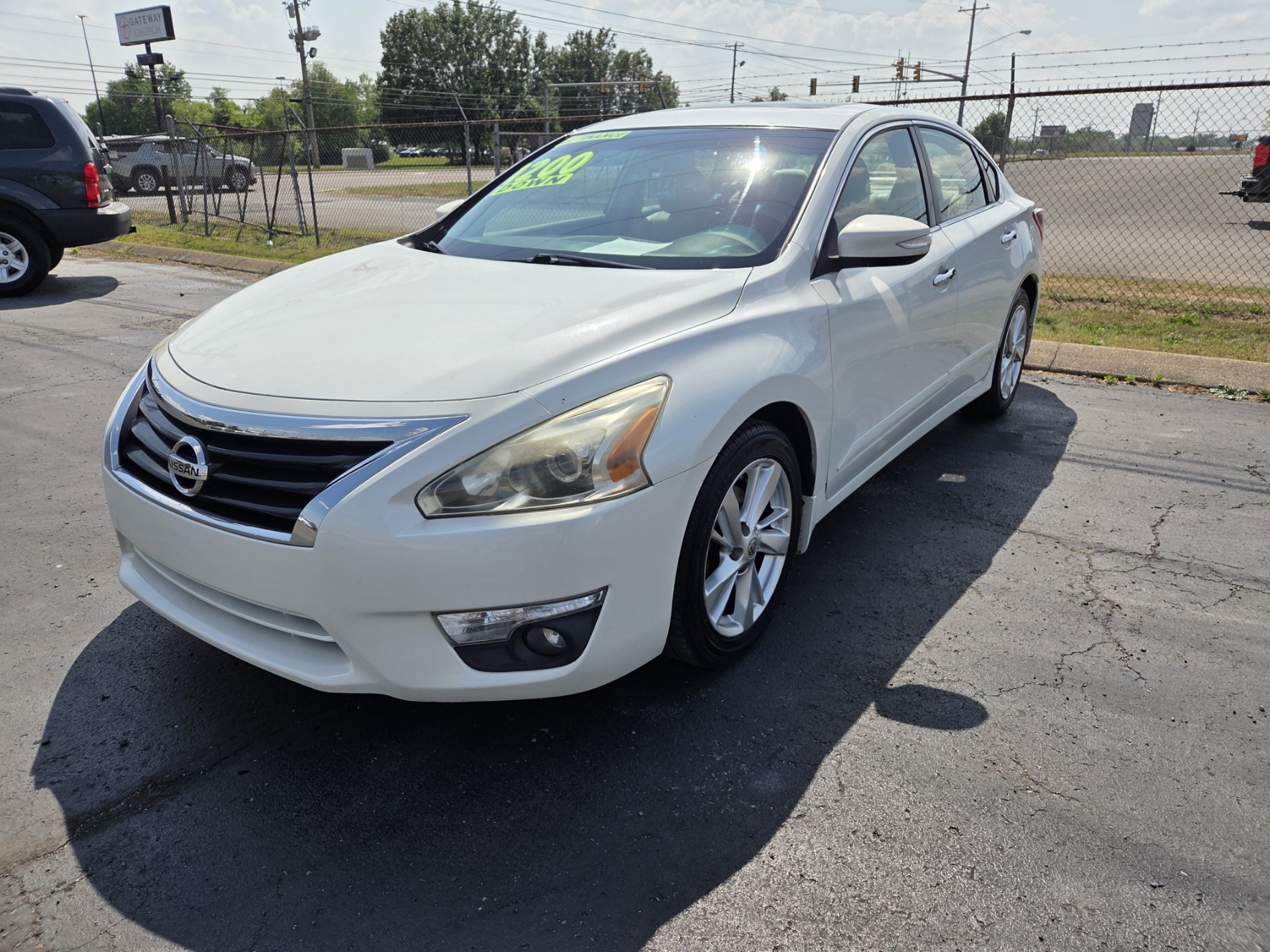 photo of 2013 Nissan Altima 2.5 SV