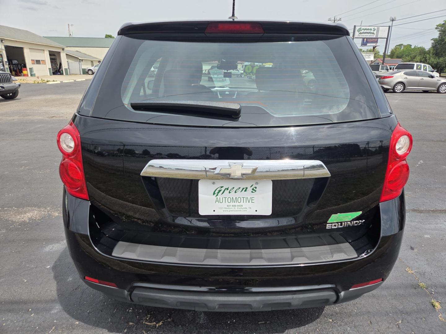 2015 BLACK /Gray Chevrolet Equinox LS 2WD (2GNALAEK6F1) with an 2.4L L4 DOHC 16V FFV engine, 6-Speed Automatic transmission, located at 1221 Madison St., Shelbyville, TN, 37160, (931) 680-9439, 0.000000, 0.000000 - Photo#2