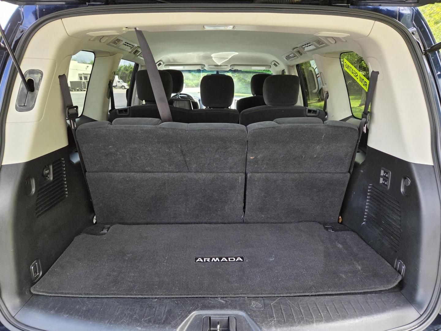 2017 Blue /Gray Nissan Armada SV AWD (JN8AY2NC5H9) with an 5.6L V8 DOHC 32V engine, 7A transmission, located at 1221 Madison St., Shelbyville, TN, 37160, (931) 680-9439, 0.000000, 0.000000 - Photo#3