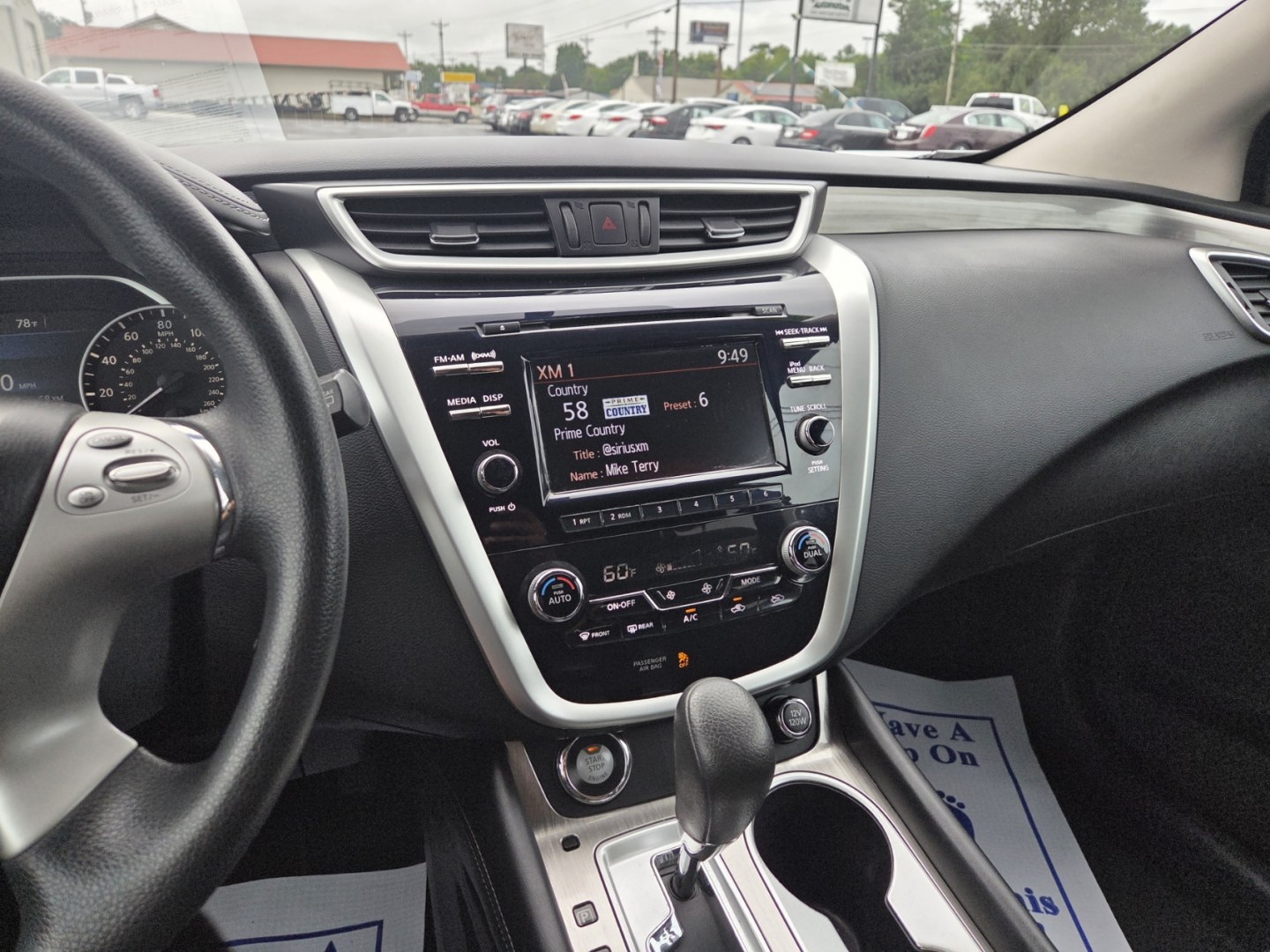 2017 Silver /Black Nissan Murano S FWD (5N1AZ2MG7HN) with an 3.5L V6 DOHC 24V engine, CVT transmission, located at 1221 Madison St., Shelbyville, TN, 37160, (931) 680-9439, 0.000000, 0.000000- Photo#6