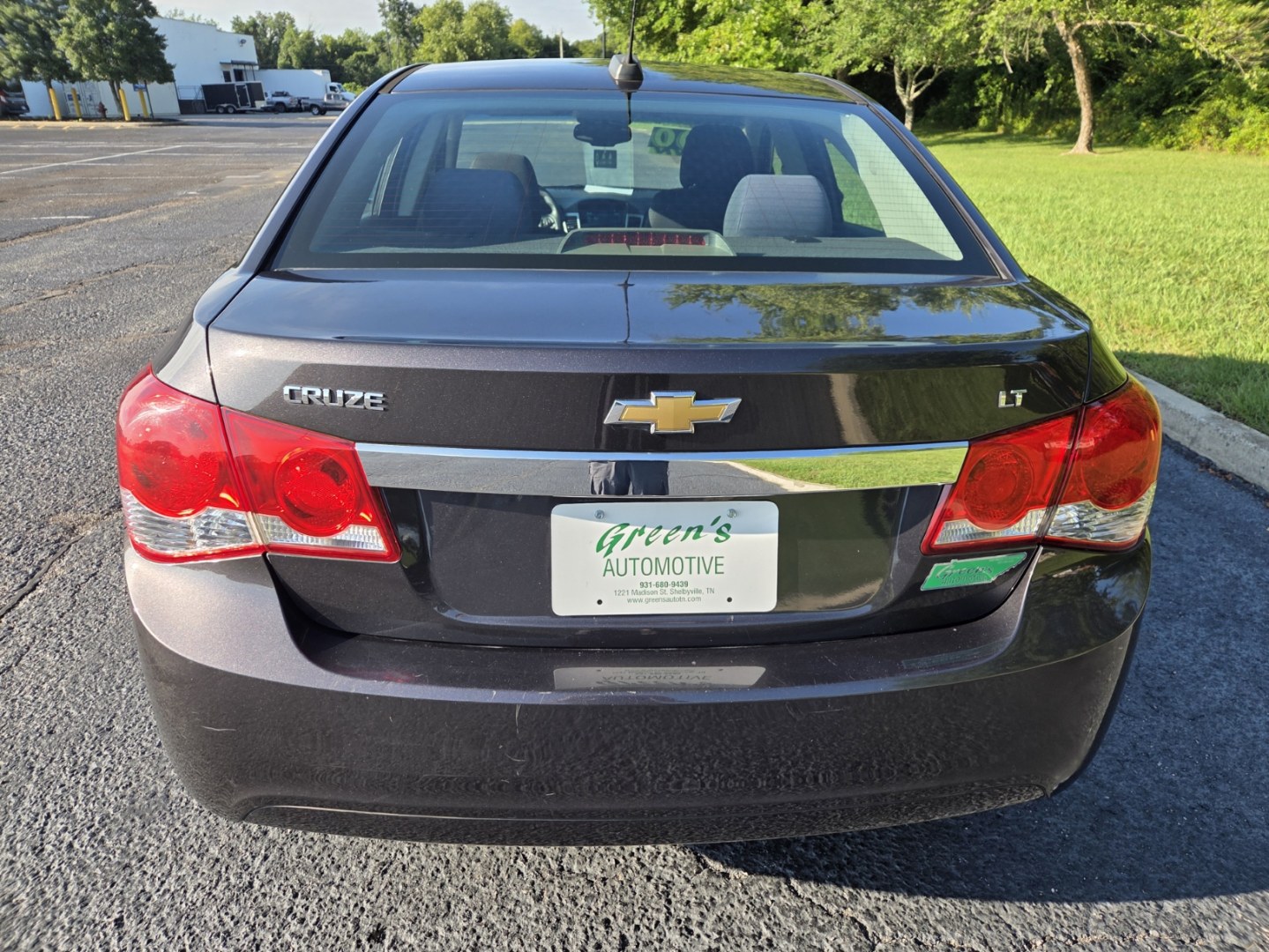 2015 Gray /Gray Chevrolet Cruze 1LT Auto (1G1PC5SB9F7) with an 1.4L L4 DOHC 16V TURBO engine, 6-Speed Automatic transmission, located at 1221 Madison St., Shelbyville, TN, 37160, (931) 680-9439, 0.000000, 0.000000- Photo#2