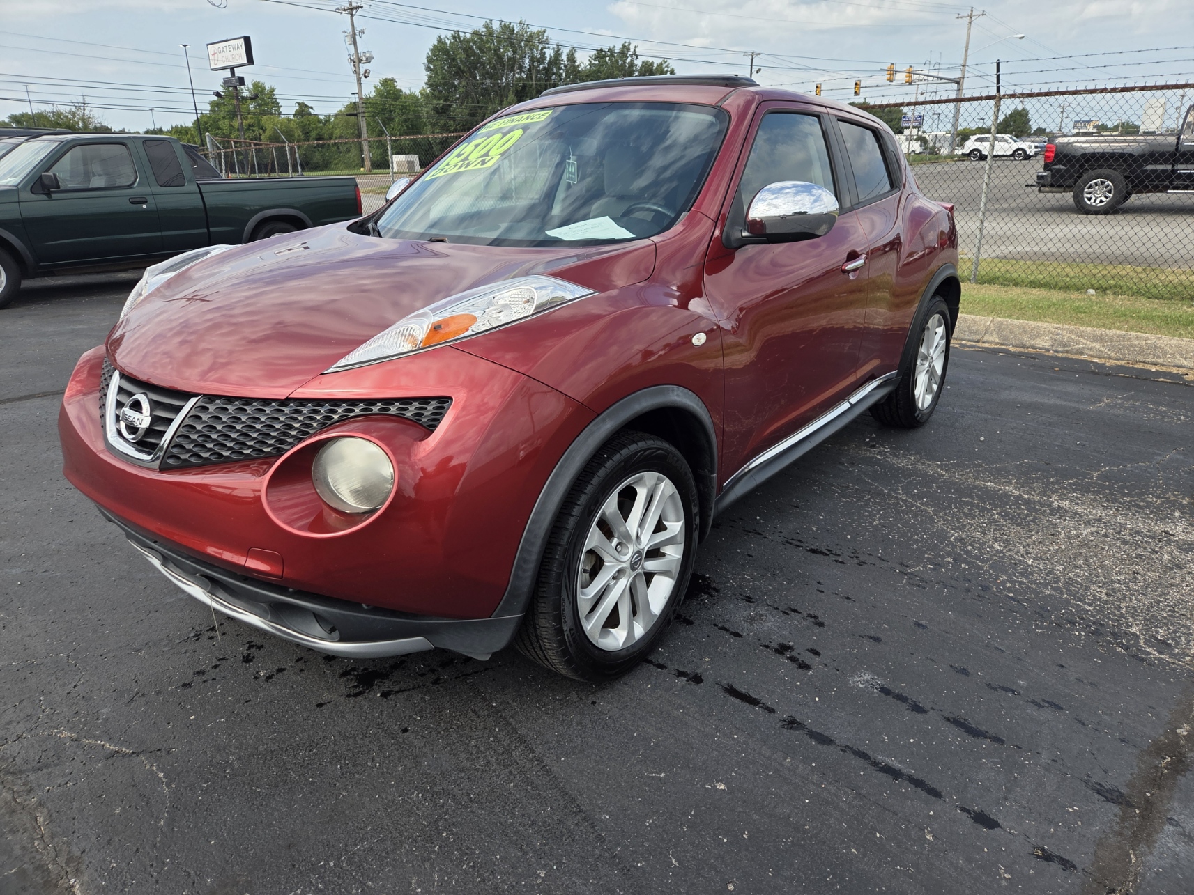 photo of 2014 Nissan Juke SV FWD