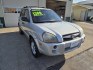 2009 GRAY /Gray Hyundai Tucson GLS 2.0 2WD (KM8JM12B49U) with an 2.0L L4 DOHC 16V engine, located at 1221 Madison St., Shelbyville, TN, 37160, (931) 680-9439, 0.000000, 0.000000- Photo#1