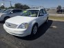 2005 WHITE /Beige Ford Five Hundred Limited (1FAHP25175G) with an 3.0L V6 DOHC 24V engine, 6A OD transmission, located at 1221 Madison St., Shelbyville, TN, 37160, (931) 680-9439, 0.000000, 0.000000- Photo#0