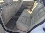 2005 WHITE /Beige Ford Five Hundred Limited (1FAHP25175G) with an 3.0L V6 DOHC 24V engine, 6A OD transmission, located at 1221 Madison St., Shelbyville, TN, 37160, (931) 680-9439, 0.000000, 0.000000- Photo#4