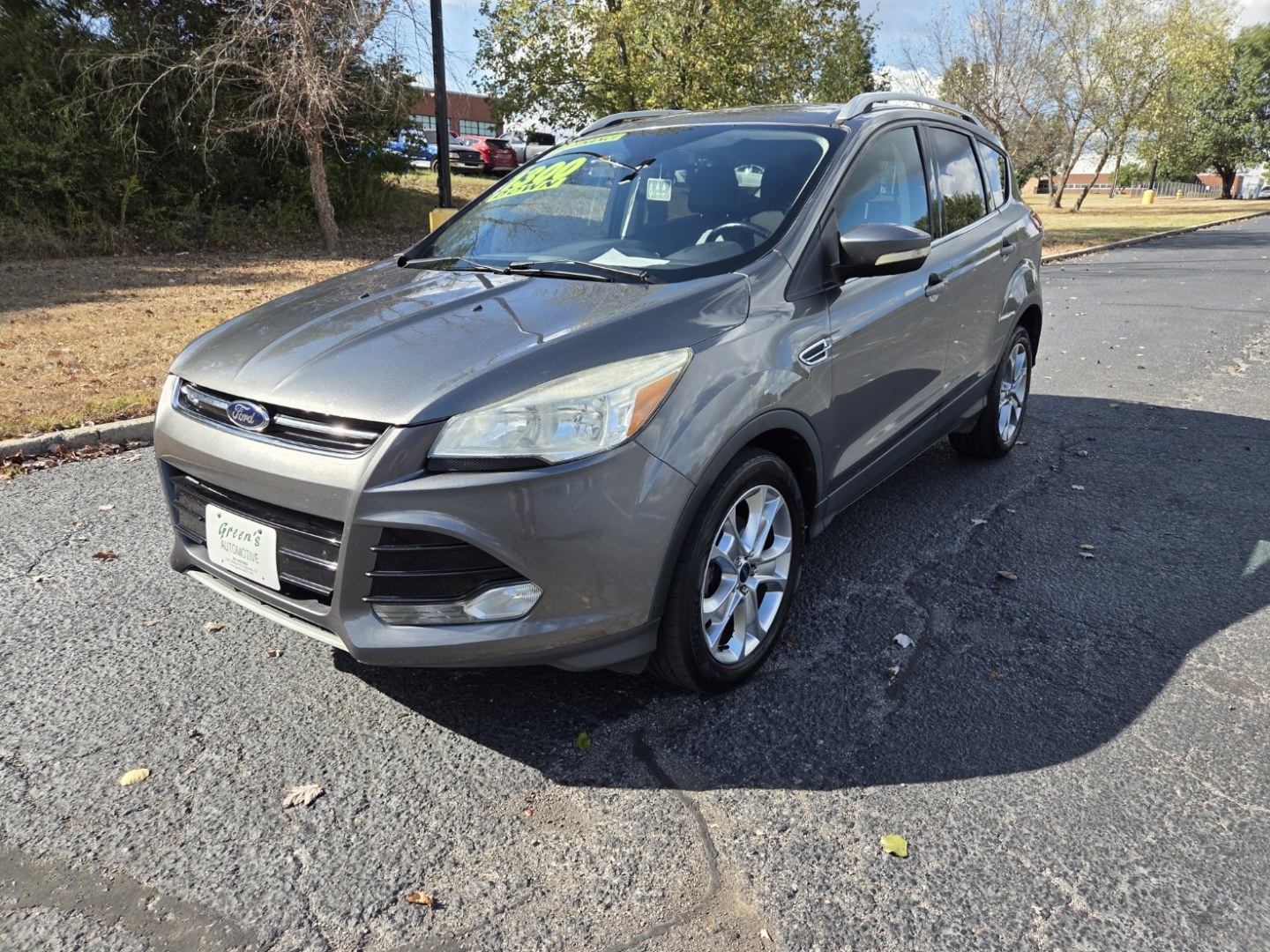 2014 Gray /Black Ford Escape Titanium FWD (1FMCU0JXXEU) with an 1.6L L4 DOHC 16V engine, 6-Speed Automatic transmission, located at 1221 Madison St., Shelbyville, TN, 37160, (931) 680-9439, 0.000000, 0.000000- Photo#0