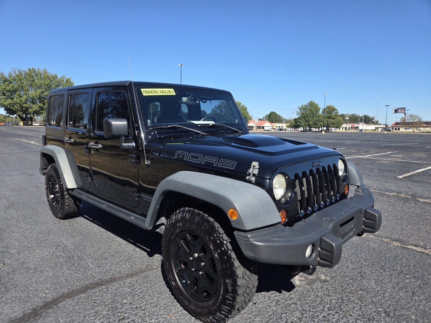 2013 BLACK /Black Jeep Wrangler Unlimited Sahara 4WD (1C4HJWEG1DL) with an 3.6L V6 DOHC 24V FFV engine, located at 1221 Madison St., Shelbyville, TN, 37160, (931) 680-9439, 0.000000, 0.000000- Photo#1