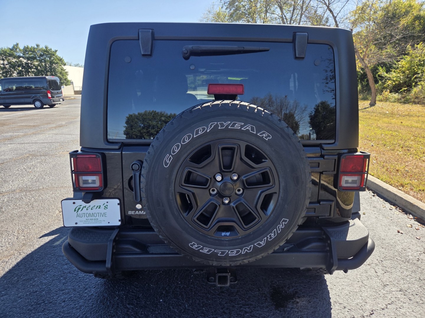 2013 BLACK /Black Jeep Wrangler Unlimited Sahara 4WD (1C4HJWEG1DL) with an 3.6L V6 DOHC 24V FFV engine, located at 1221 Madison St., Shelbyville, TN, 37160, (931) 680-9439, 0.000000, 0.000000- Photo#2