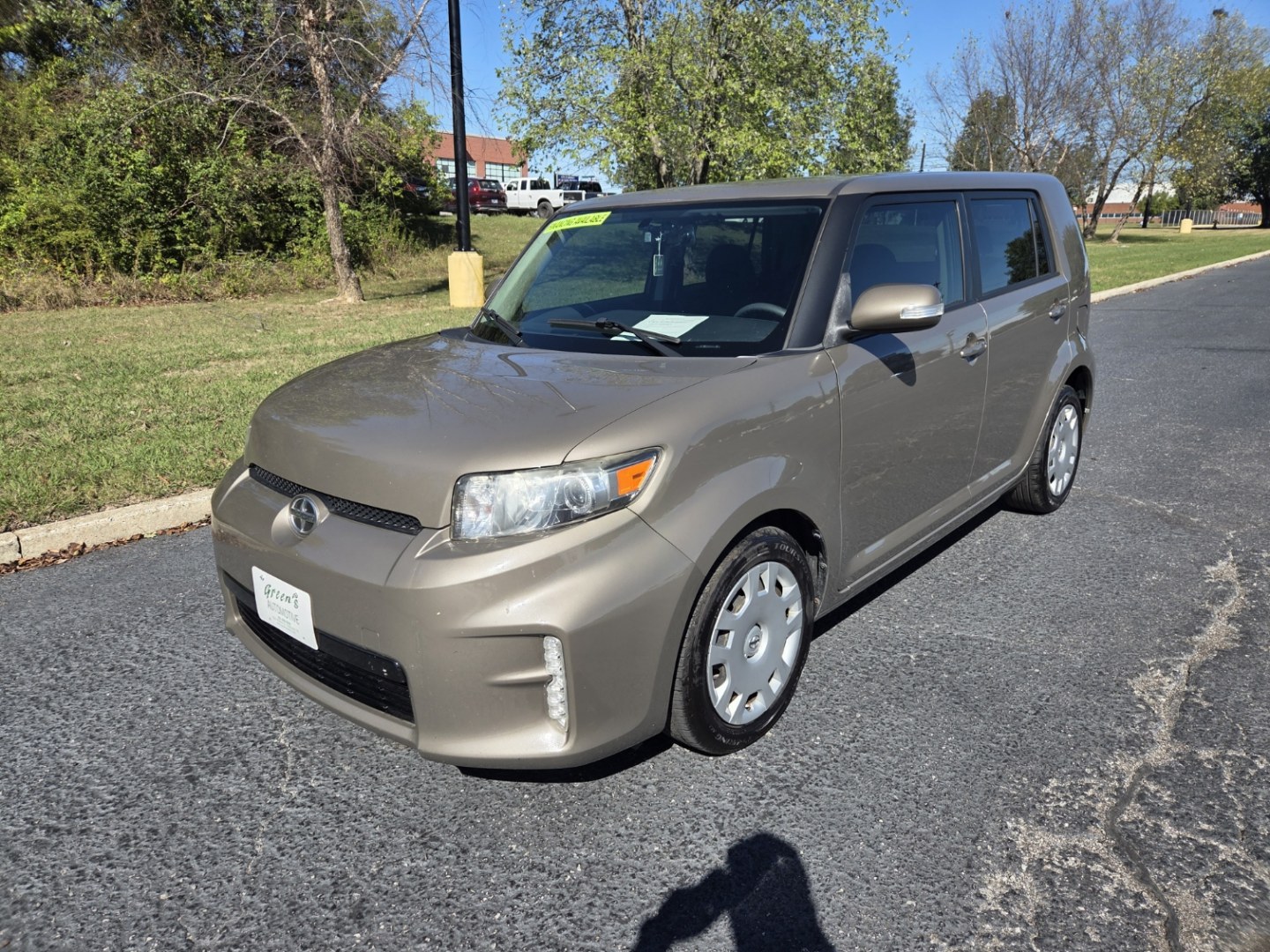 2015 BLACK /Brown Scion xB Wagon (JTLZE4FE2FJ) with an 2.4L L4 DOHC 16V engine, Automatic transmission, located at 1221 Madison St., Shelbyville, TN, 37160, (931) 680-9439, 0.000000, 0.000000- Photo#0